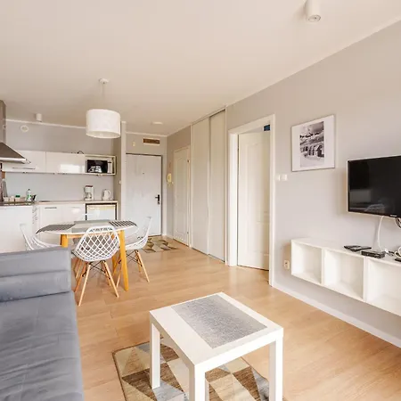 Lighthouse Cosy Apartment Kolobrzeg Exterior photo