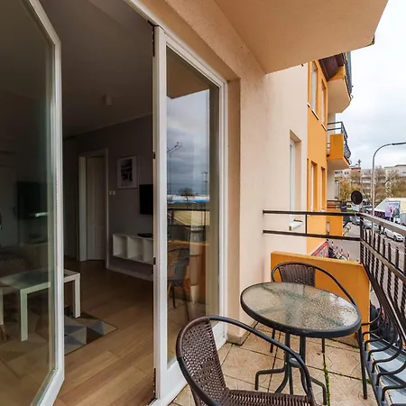 Lighthouse Cosy Apartment Kolobrzeg Exterior photo